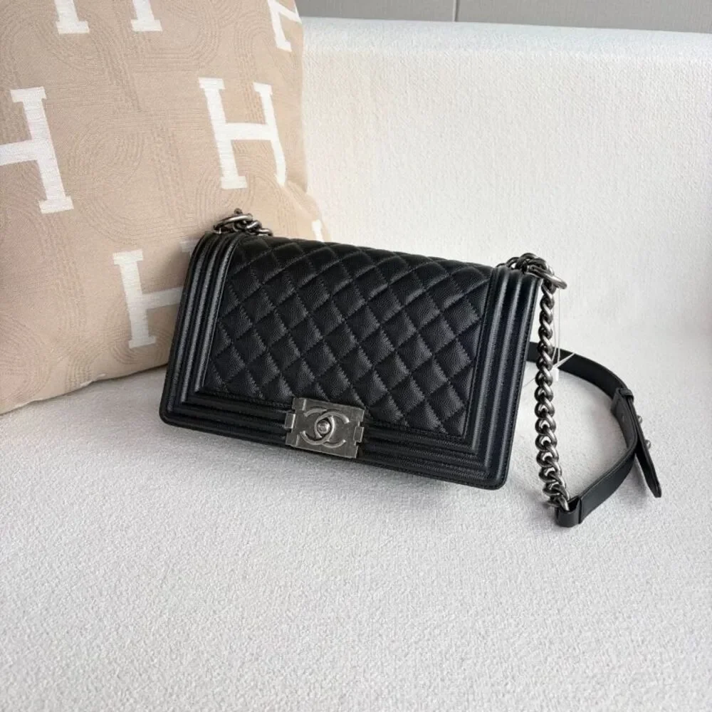 Chanel Women Pre-Loved Bag Very Good Condition